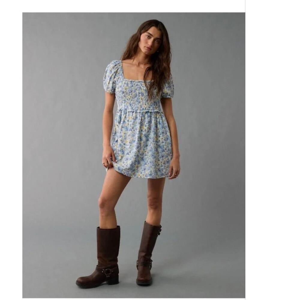 American Eagle  Puff Sleeve floral Smocked Mini Dress NWT M